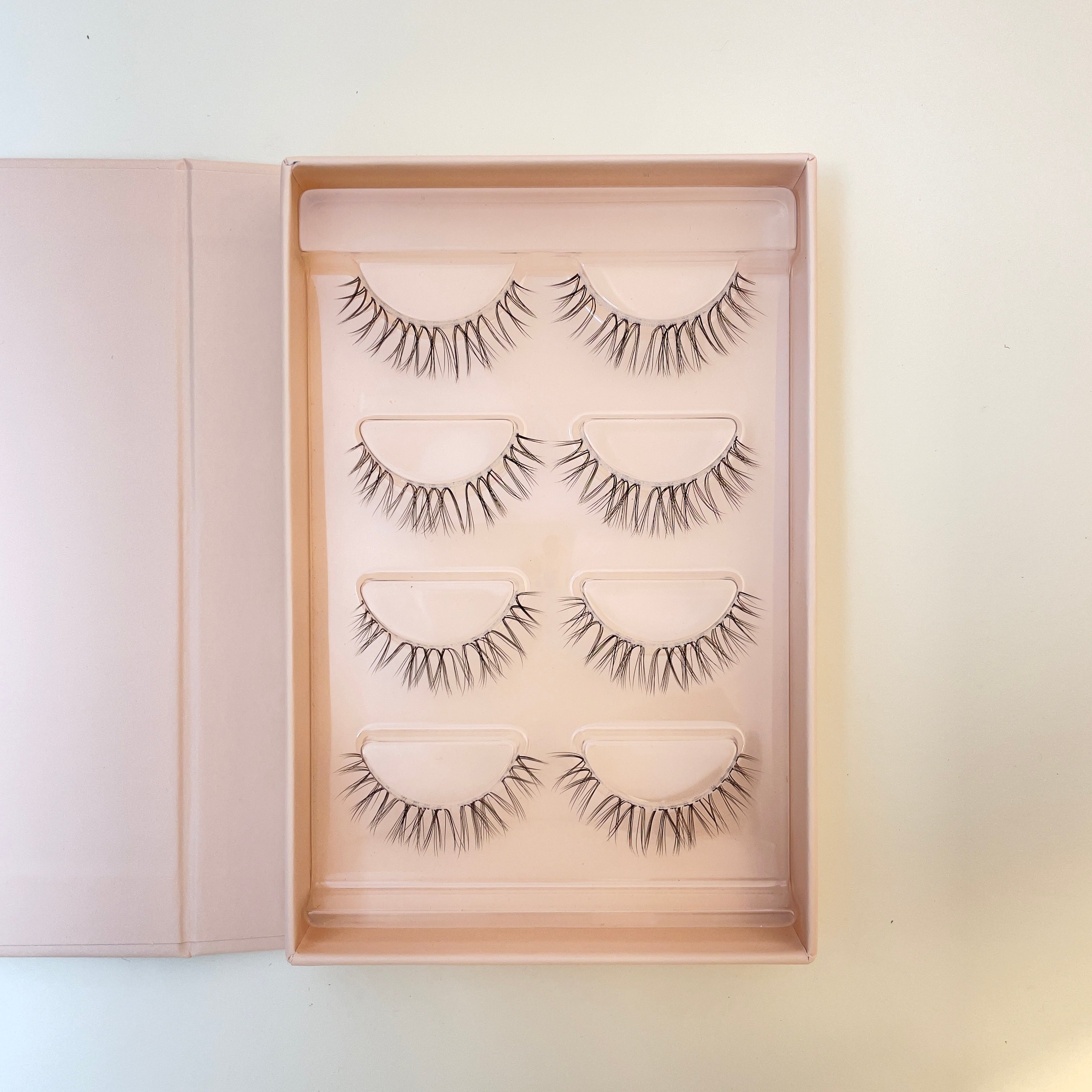 Honesty - Wimpern Box